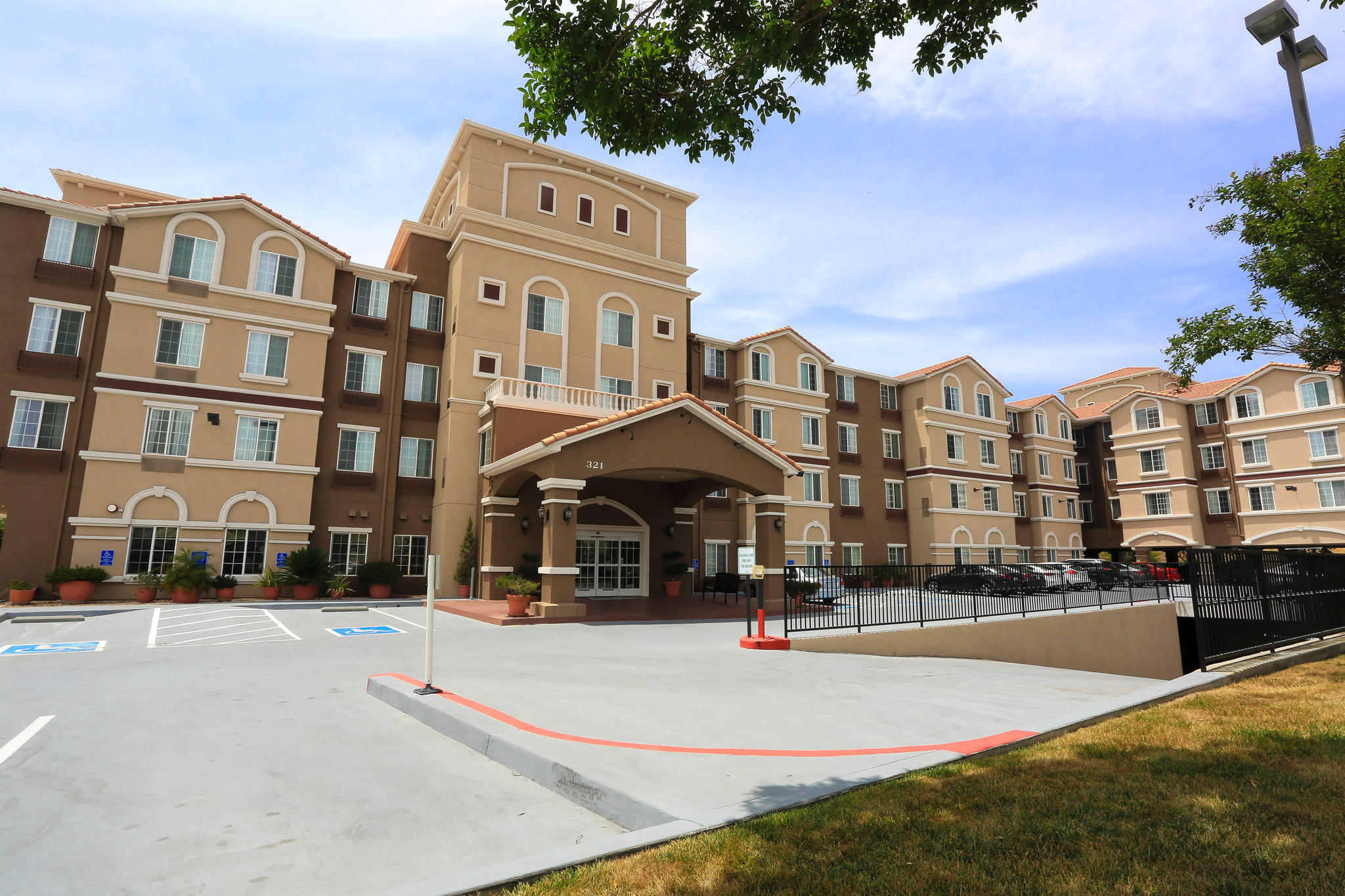 Staybridge Suites Silicon Valley-Milpitas Photo