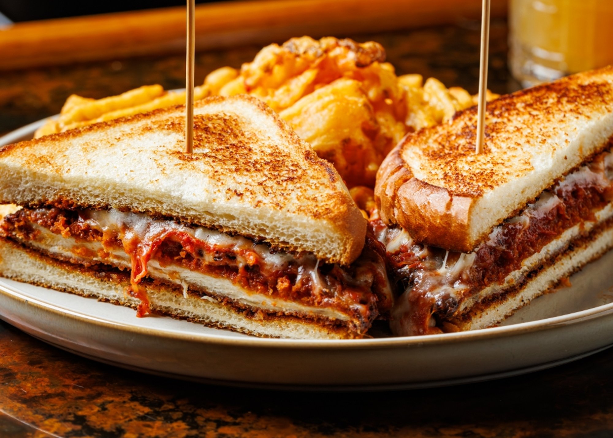 CHICKEN PARMESAN SANDWICH