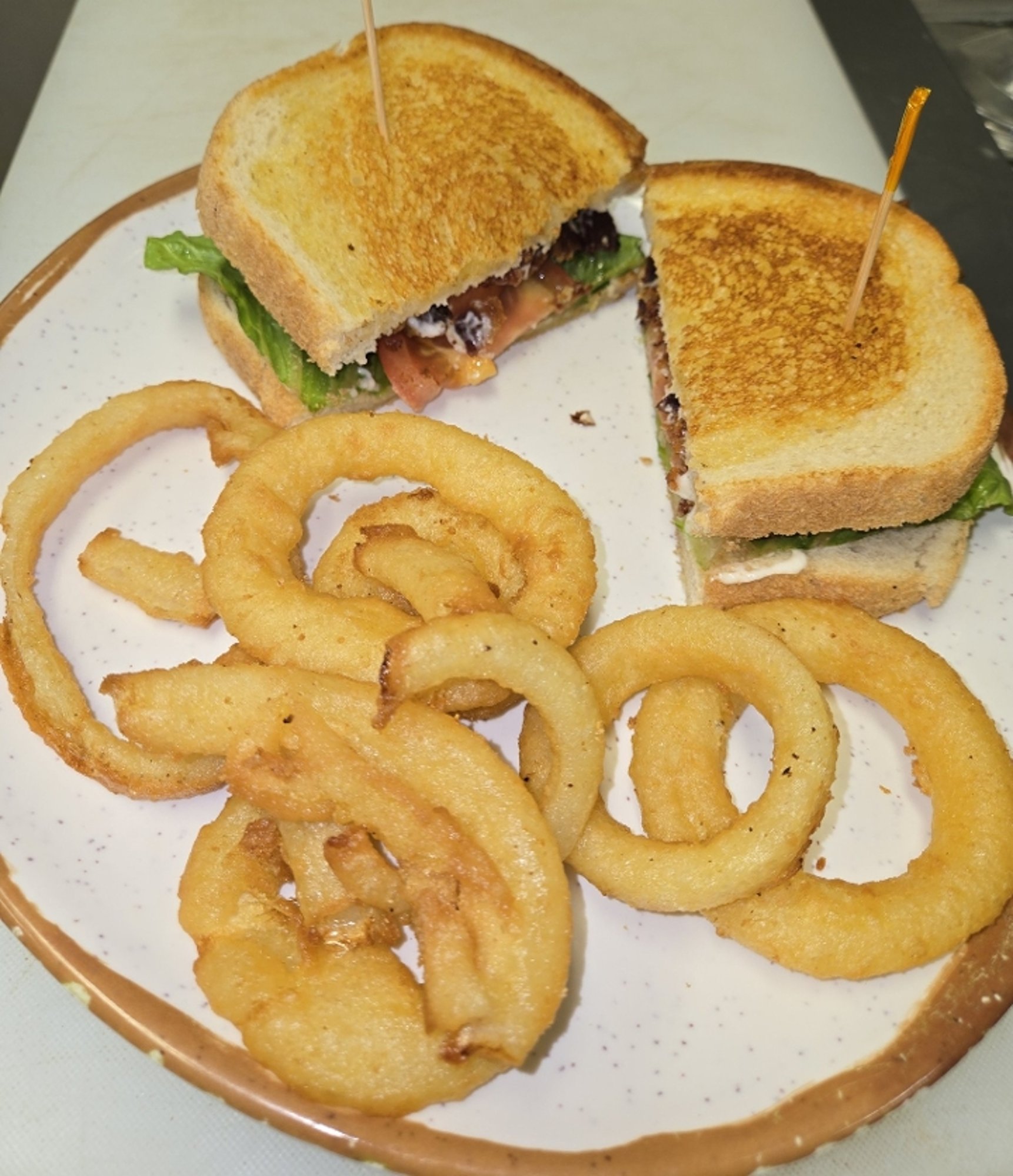 BLT