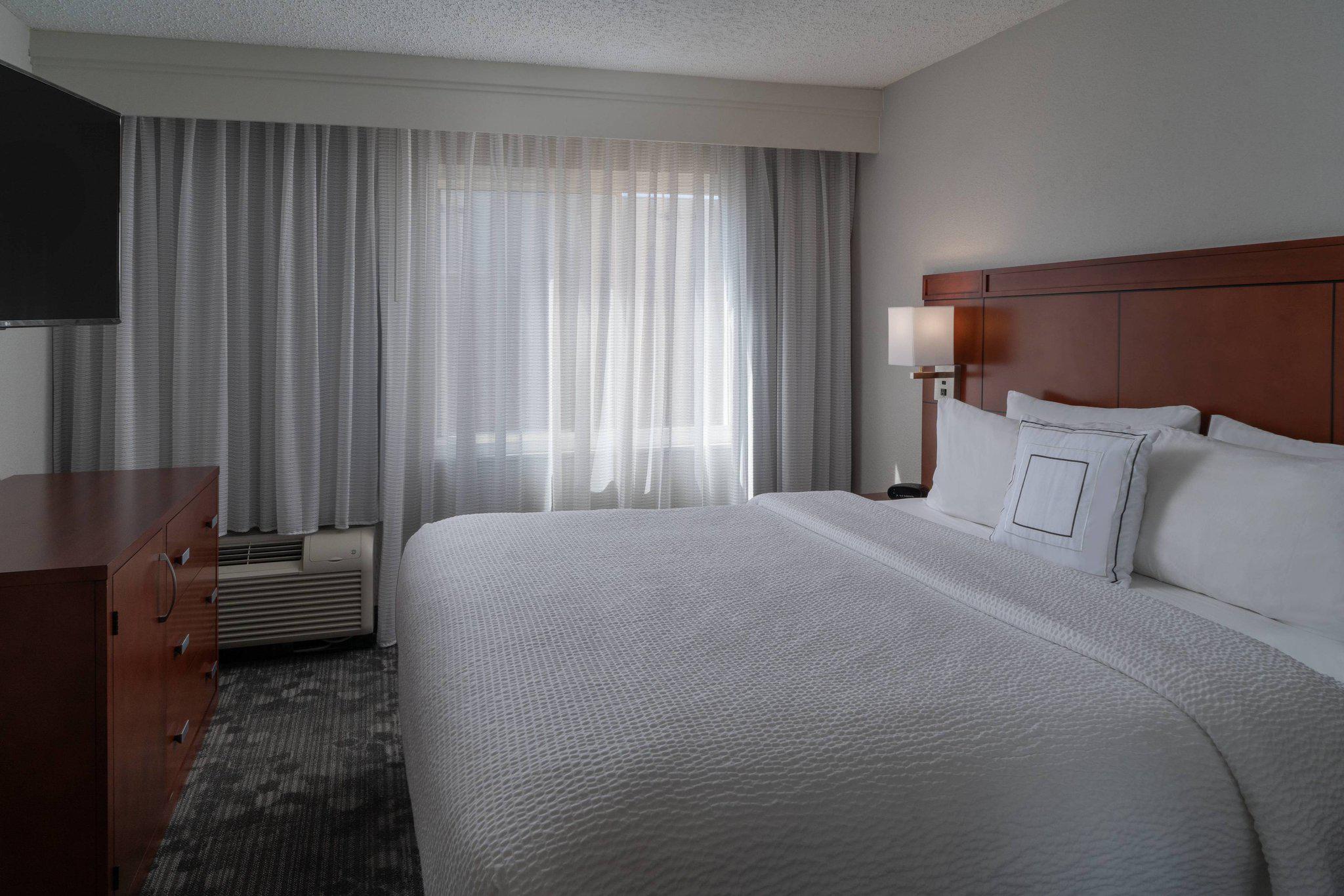 Courtyard by Marriott Chattanooga at Hamilton Place Photo