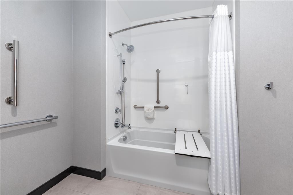 Hampton Inn and Suites Irving Hwy 183 Image