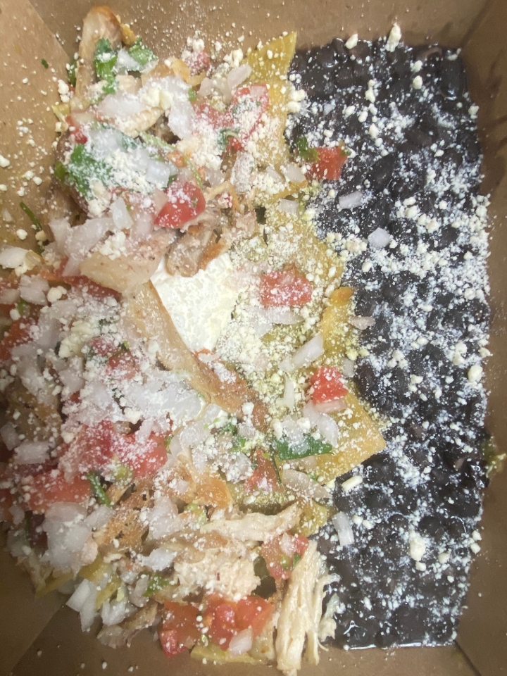 Chilaquiles w/Shredded Chicken