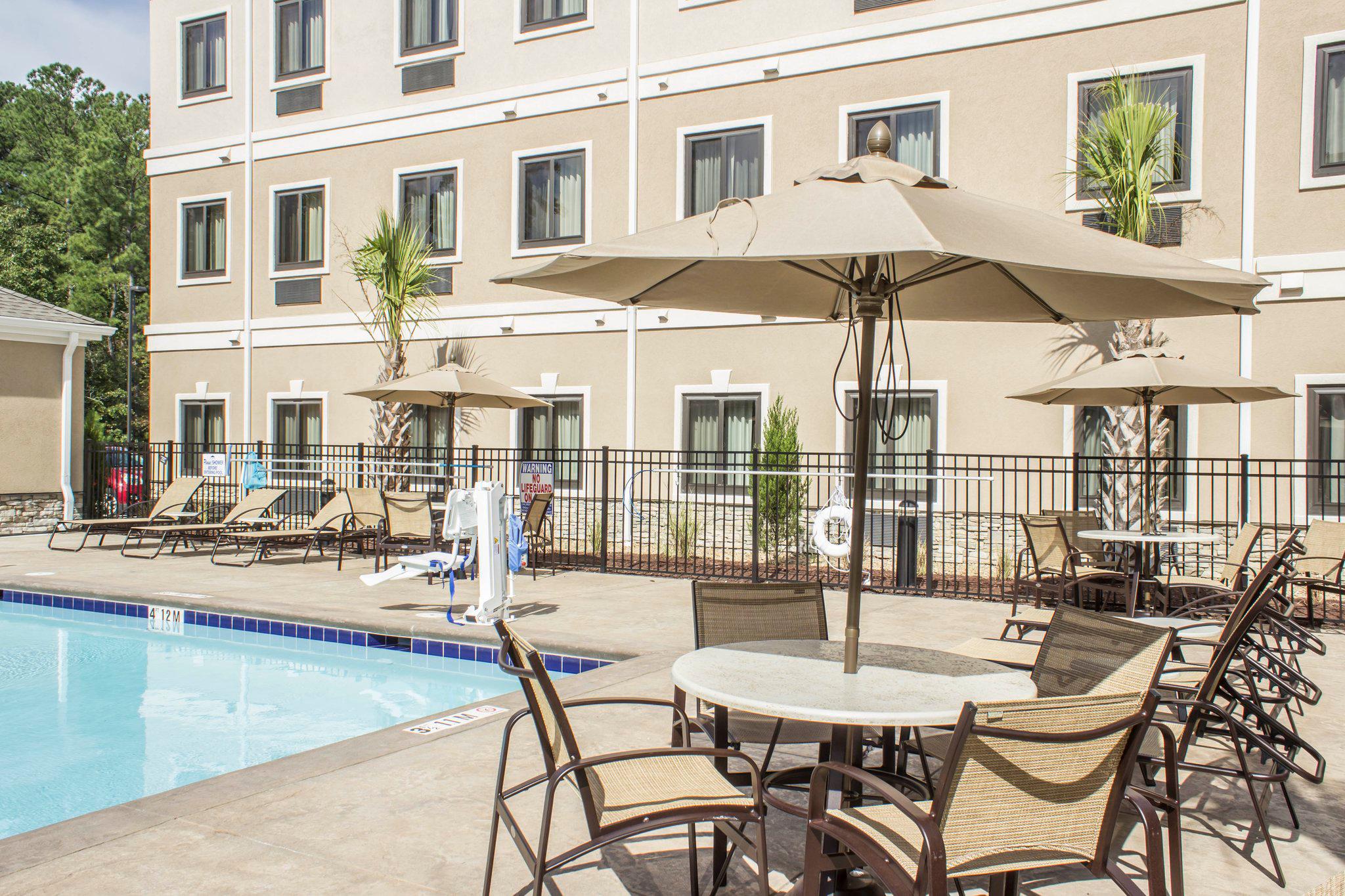 Staybridge Suites Jacksonville-Camp Lejeune Area Photo