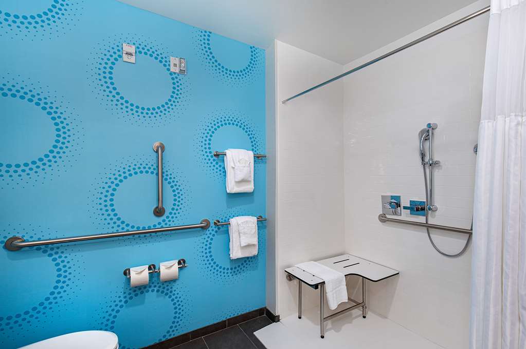 Tru by Hilton University Medical Center Image