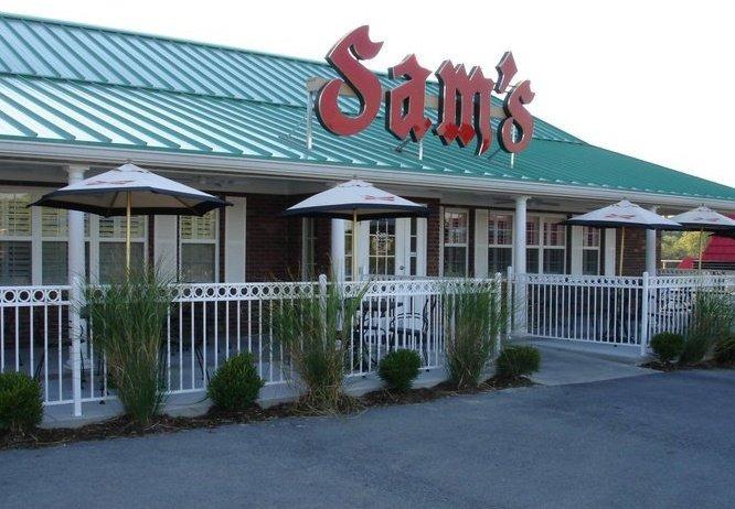 Sam's Food & Spirits Image