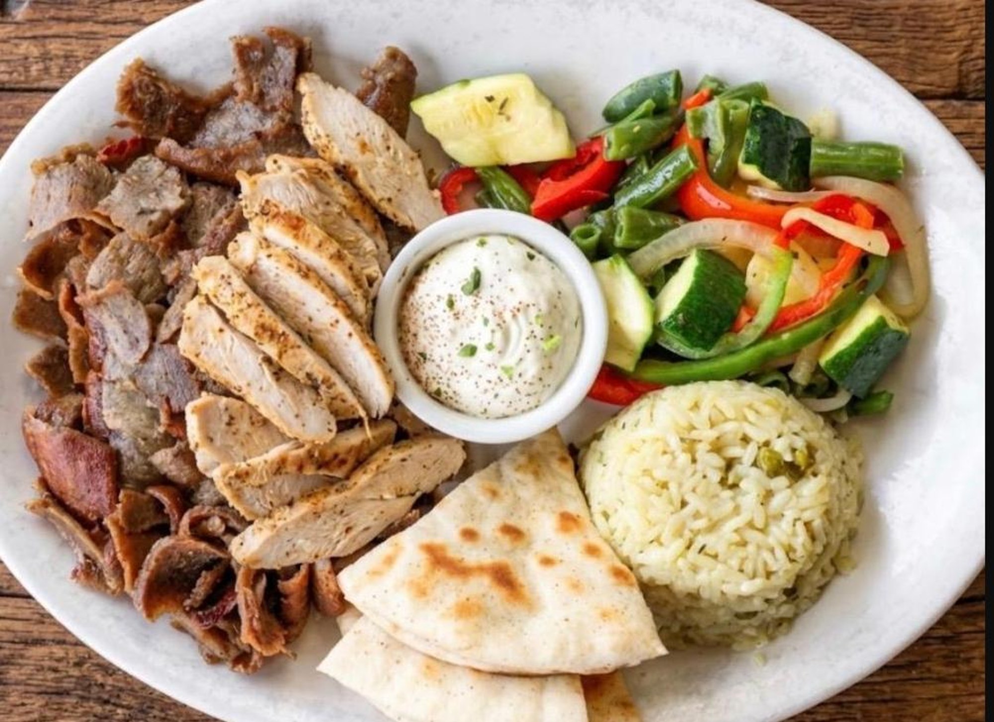 Taverna Platter- Chicken & Gyro