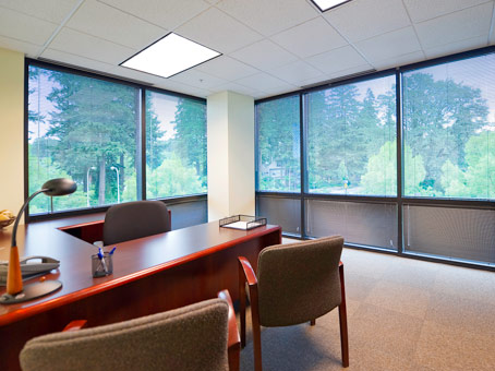 Regus - Oregon, Lake Oswego - Kruse Way Photo