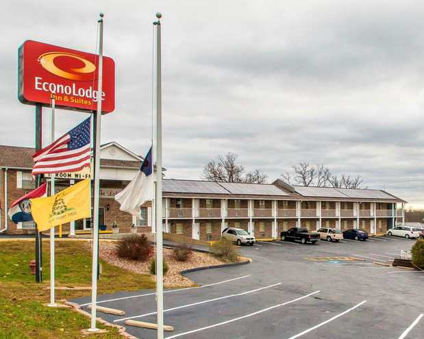 Images Econo Lodge Inn & Suites Lake Of The Ozarks