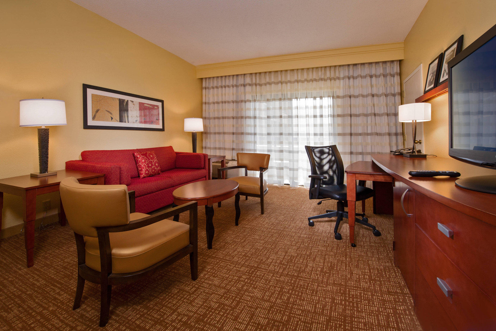 Courtyard by Marriott Richmond West Photo