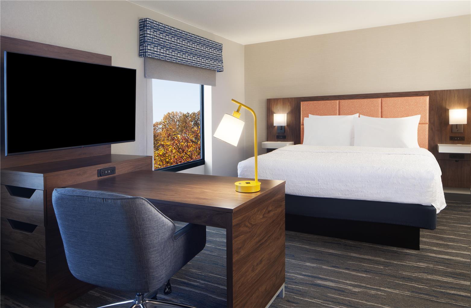 Hampton Inn & Suites Cleveland-Mentor Image