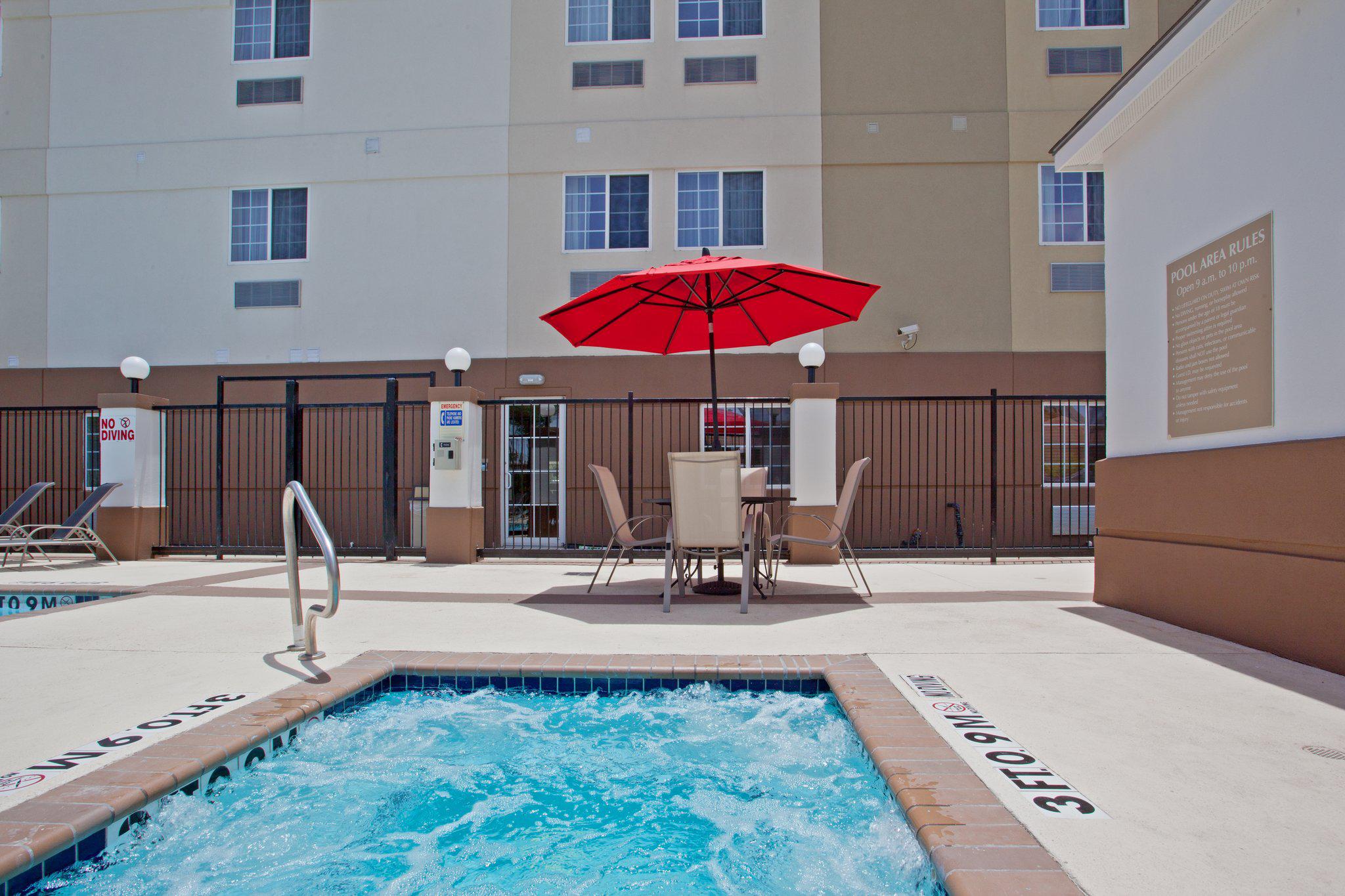 Candlewood Suites Houston Westchase - Westheimer Photo