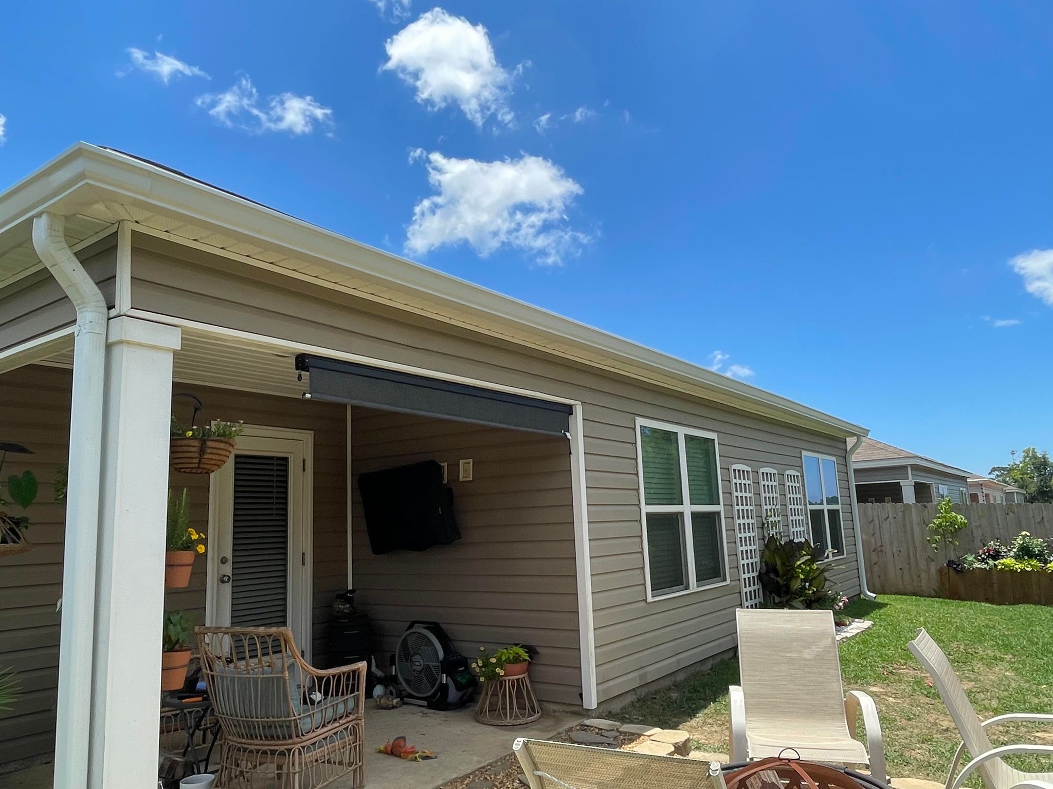 Southern Gutters LLC Image