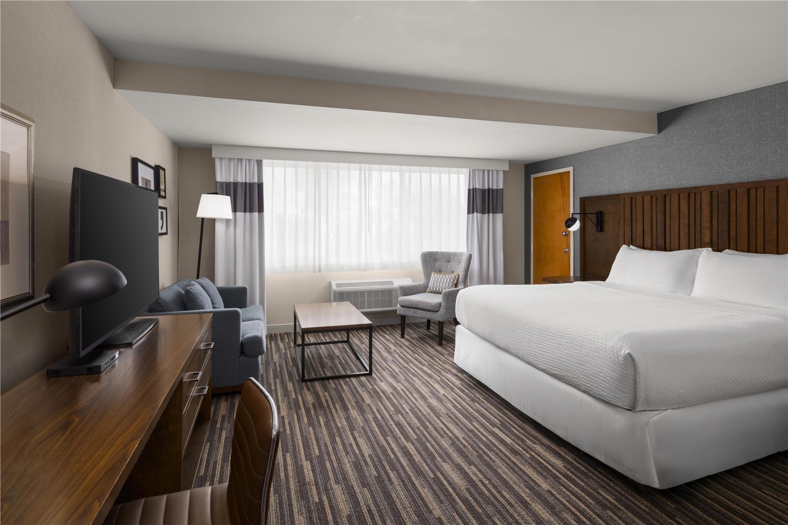 Best Western Premier Plainview-Long Island Hotel Image