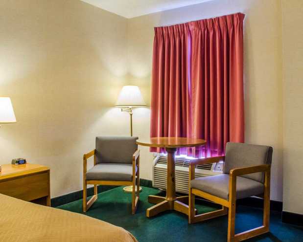 Images Econo Lodge