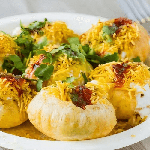 Dahi Bateta Sev Poori