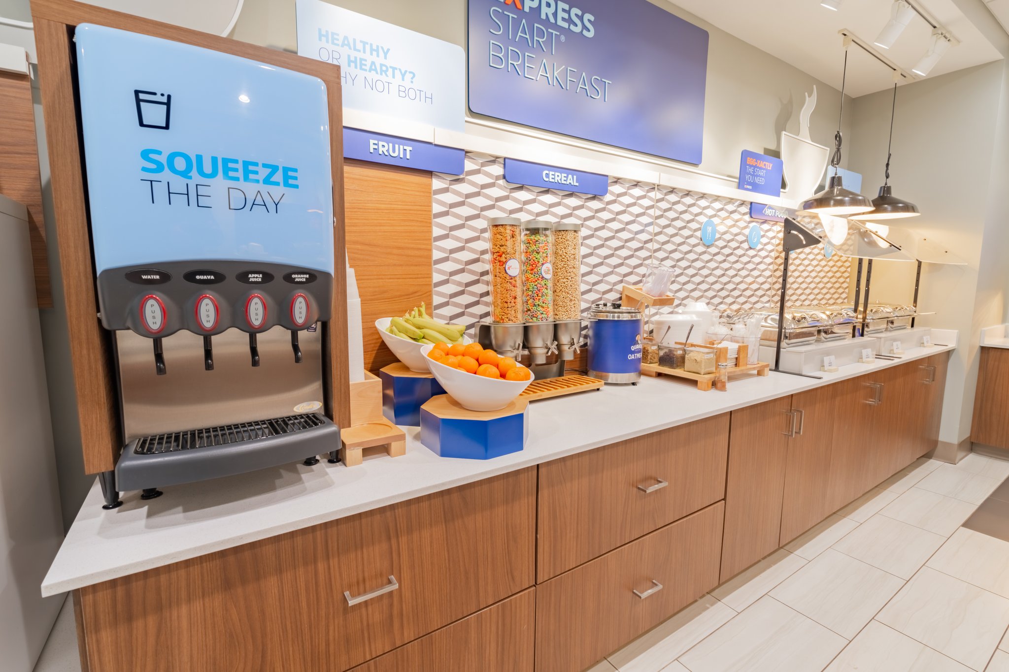 Holiday Inn Express & Suites Marion by IHG Image