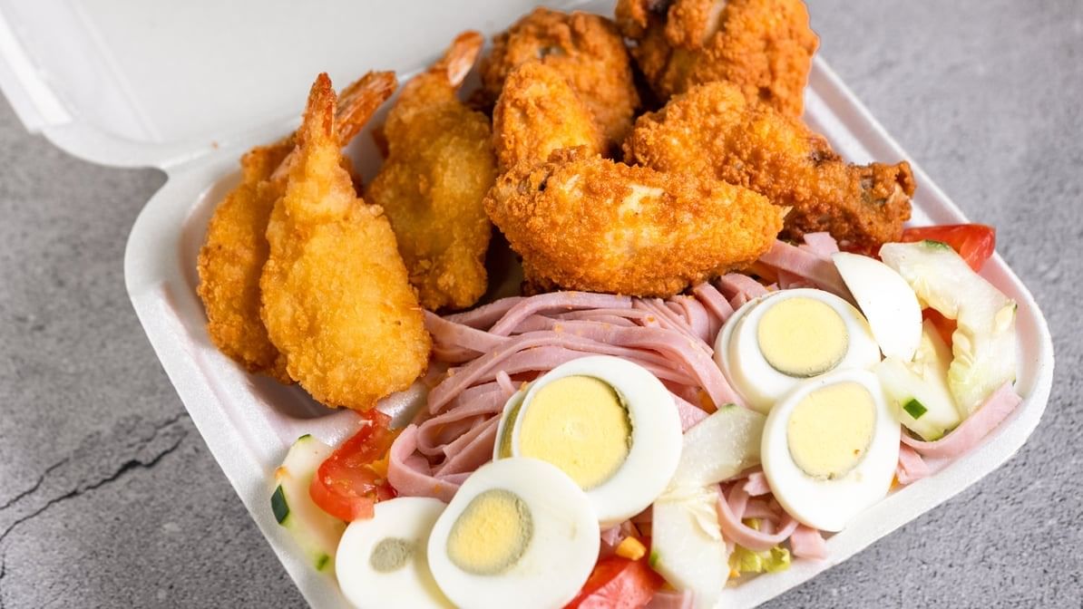 5 Shrimp & 5 Chicken Wings with Salad