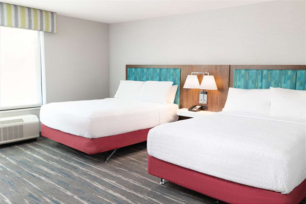 Hampton Inn & Suites Santa Rosa Sonoma Wine Country Image