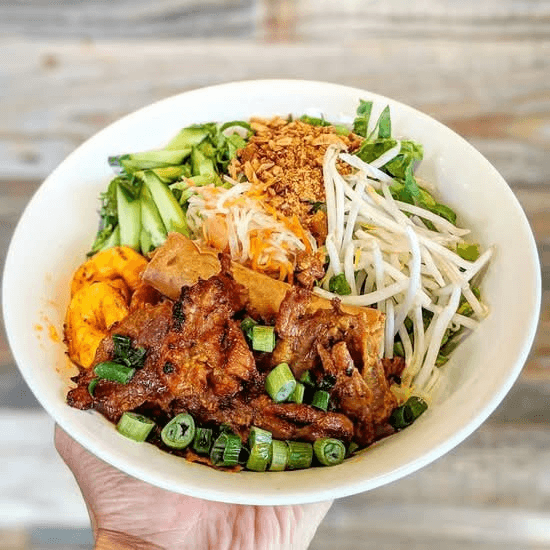 57. Vermicelli with Shrimp & Fried Spring Rolls / Bún Tôm Nướng Chả Giò