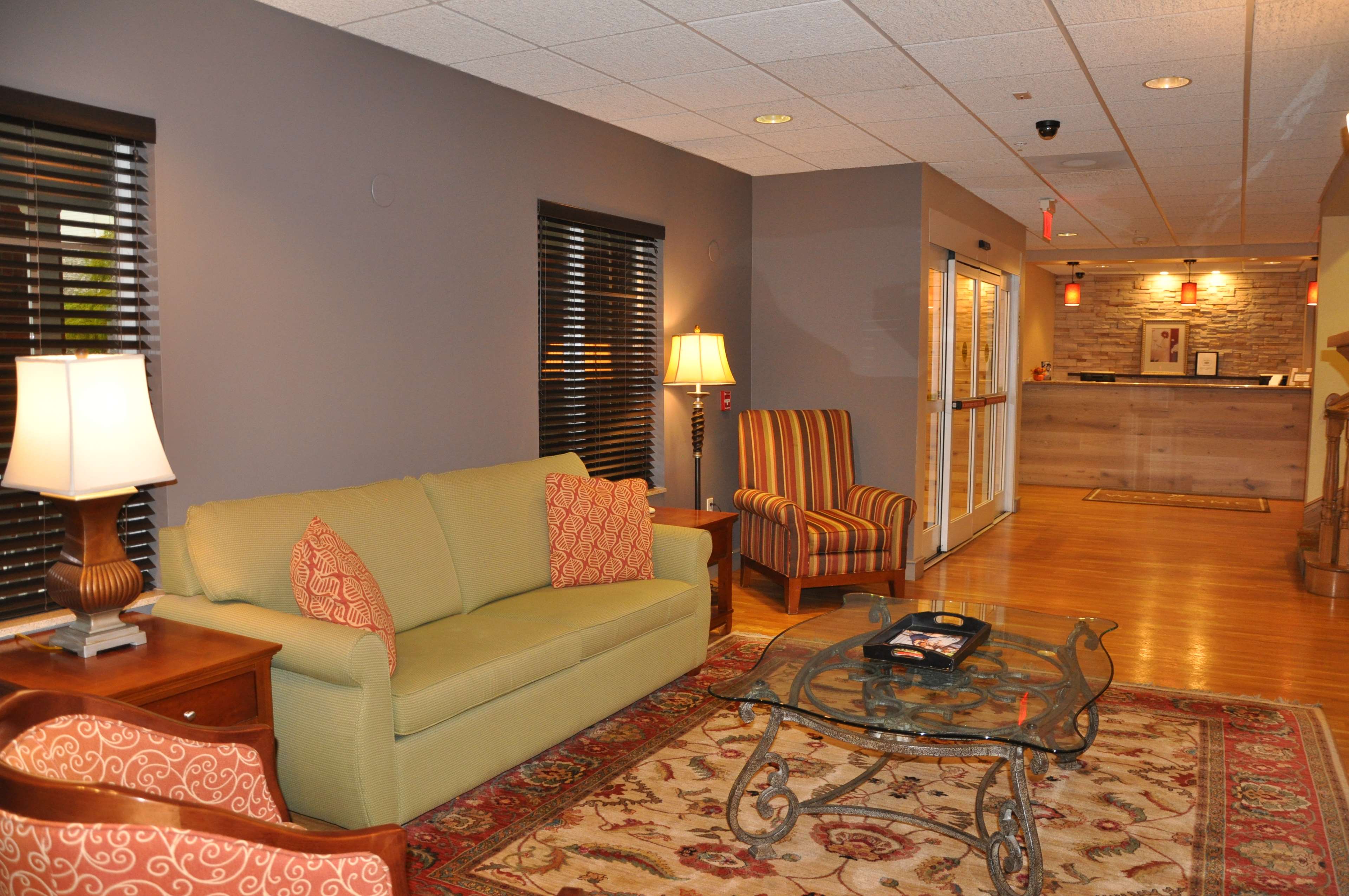 Country Inn & Suites by Radisson, Covington, LA Photo