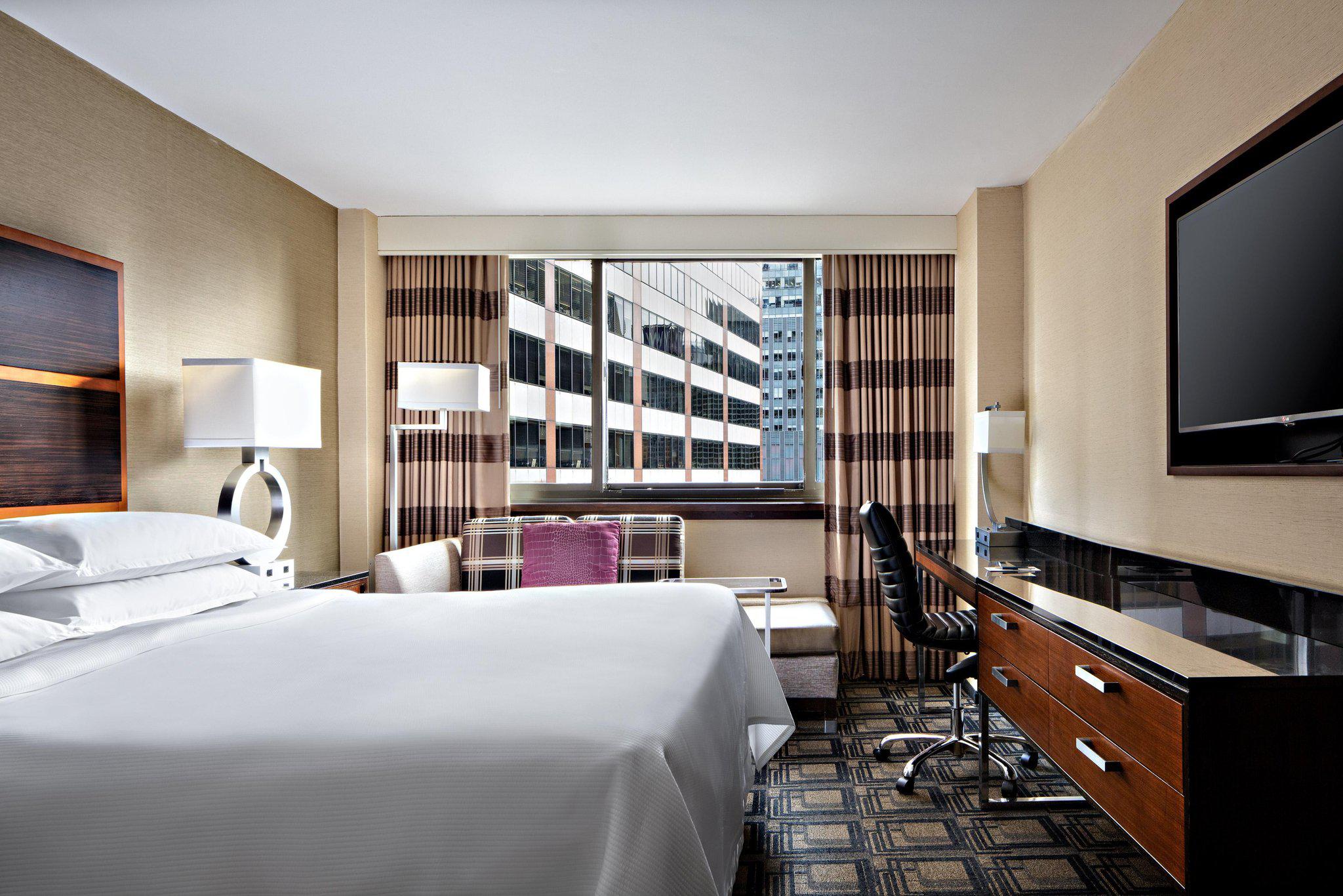 Sheraton New York Times Square Hotel Photo