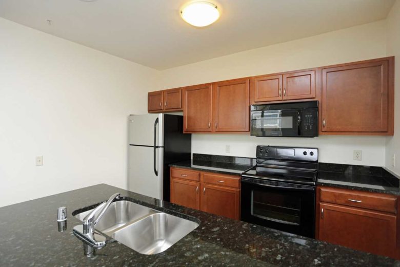 Images Latitude Apartments