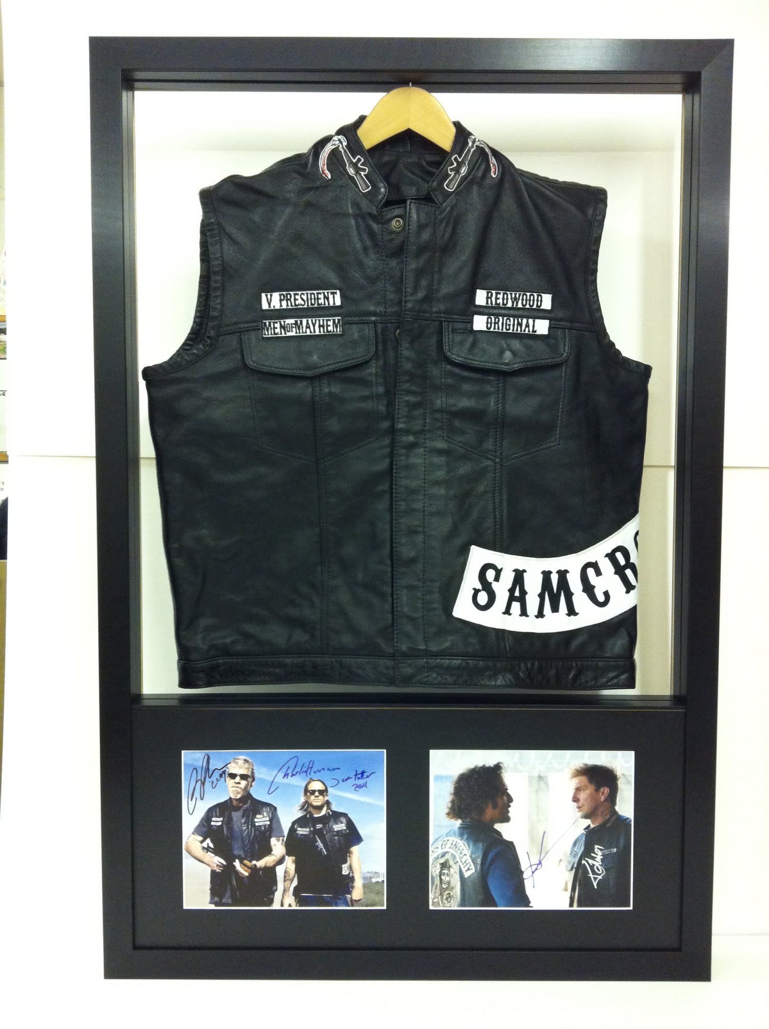 Keeleys Picture Framing Picture Framing Services in Reading RG1 3AA