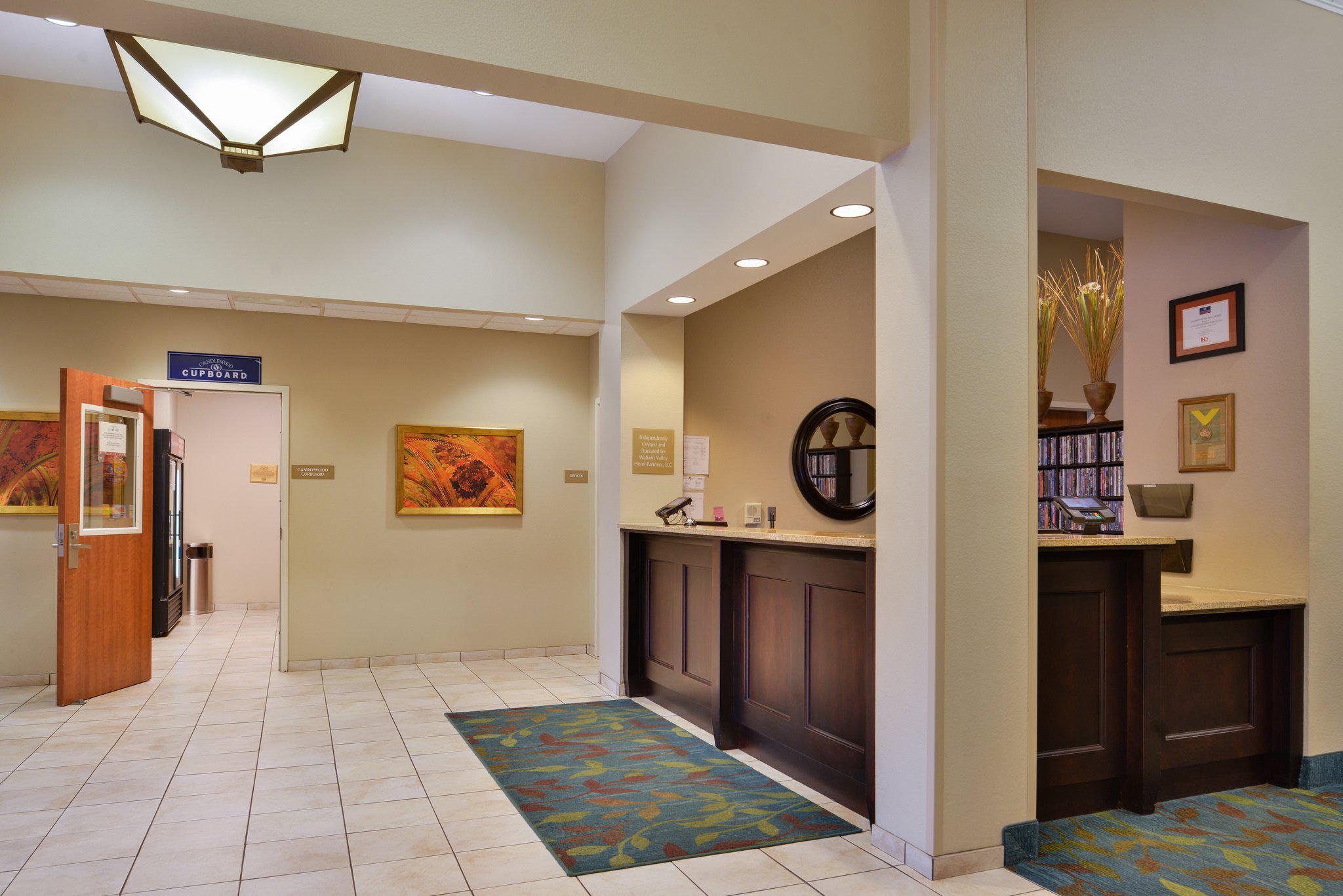 Candlewood Suites Terre Haute Photo