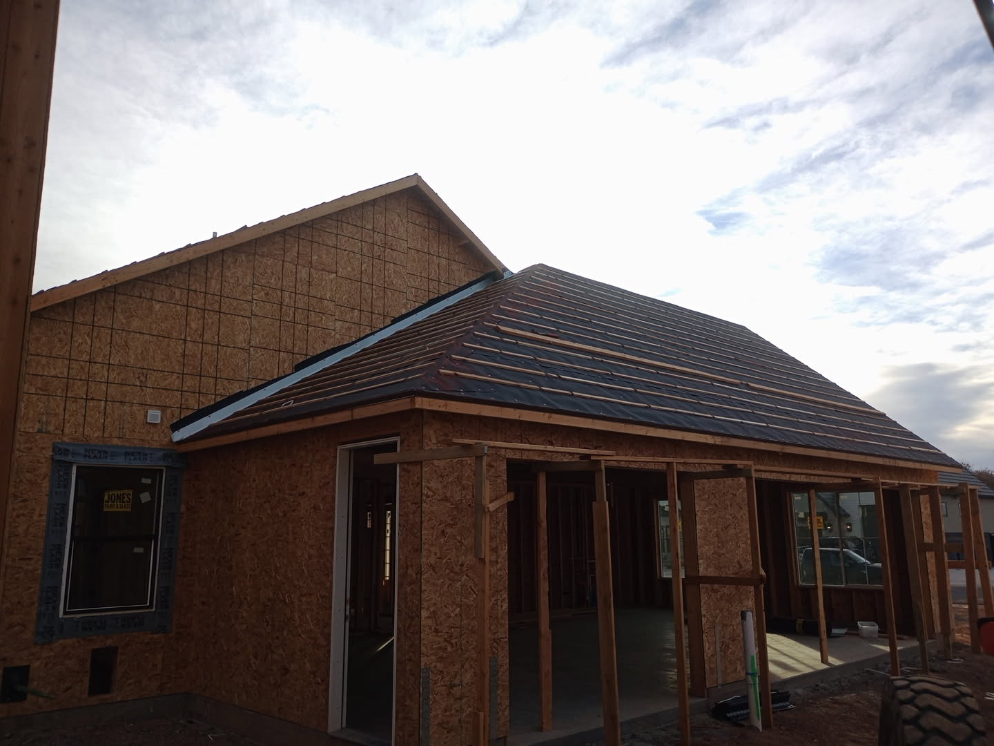 J T Roofing, LLC Image