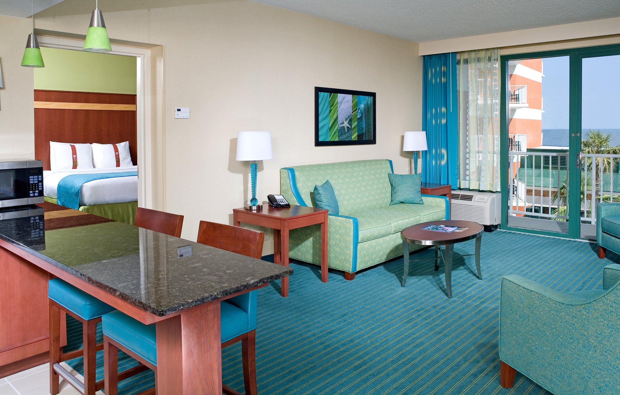 Holiday Inn & Suites Virginia Beach - North Beach Photo