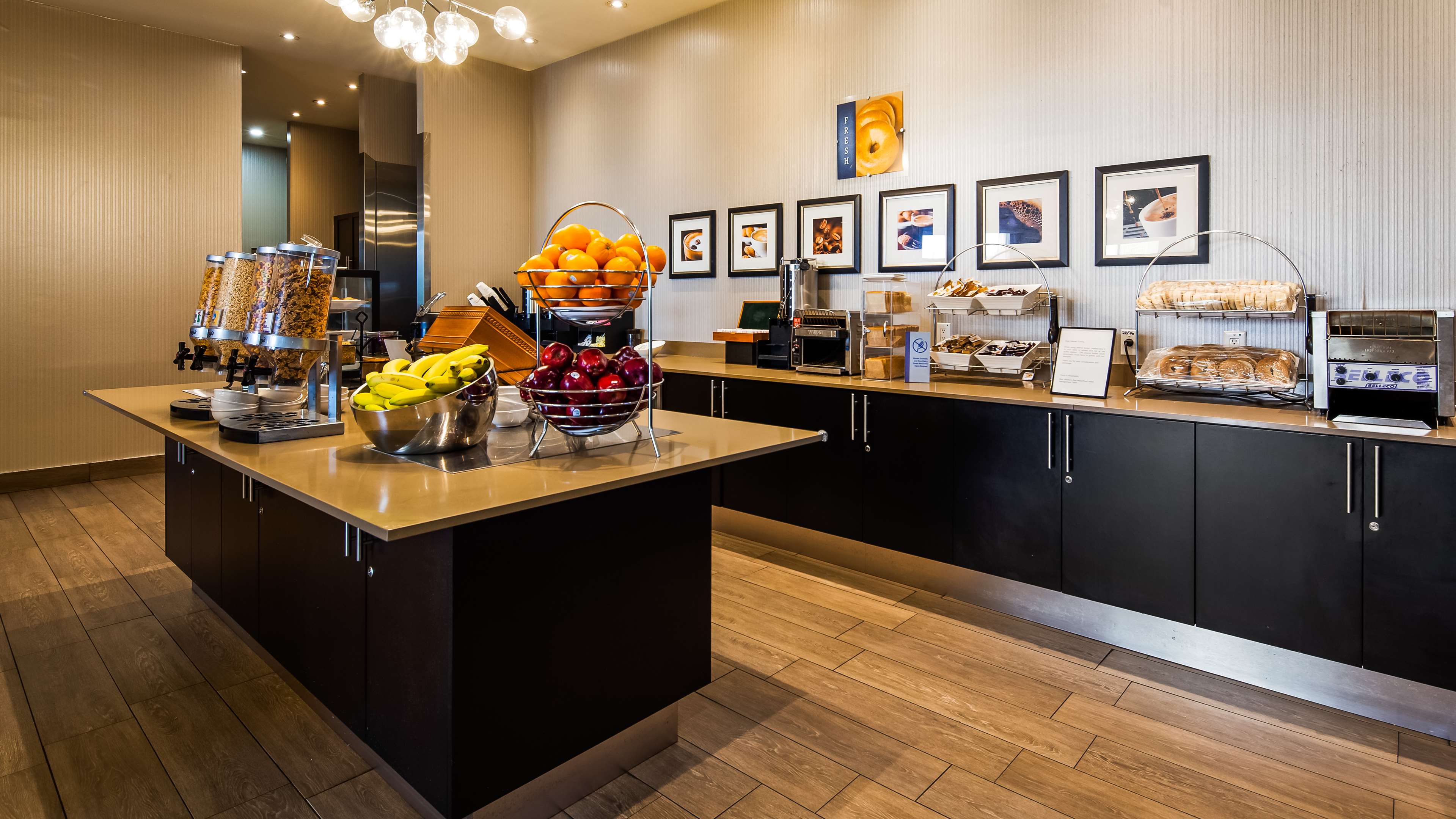 Images Best Western Plus Waterfront Hotel