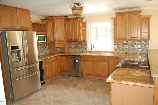 Images Davis R. Chant Realtors
