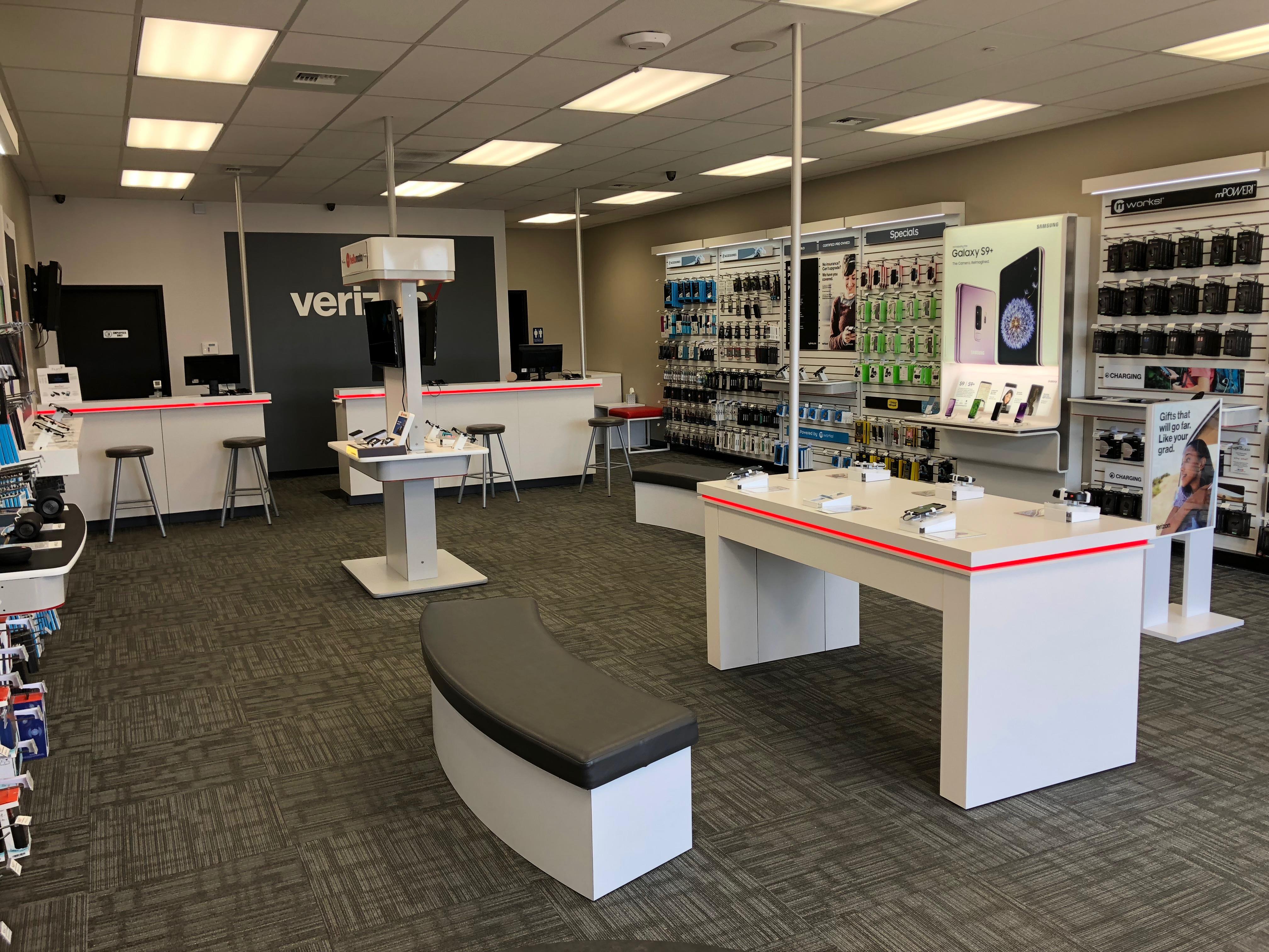 Verizon Authorized Retailer – GoWireless Photo