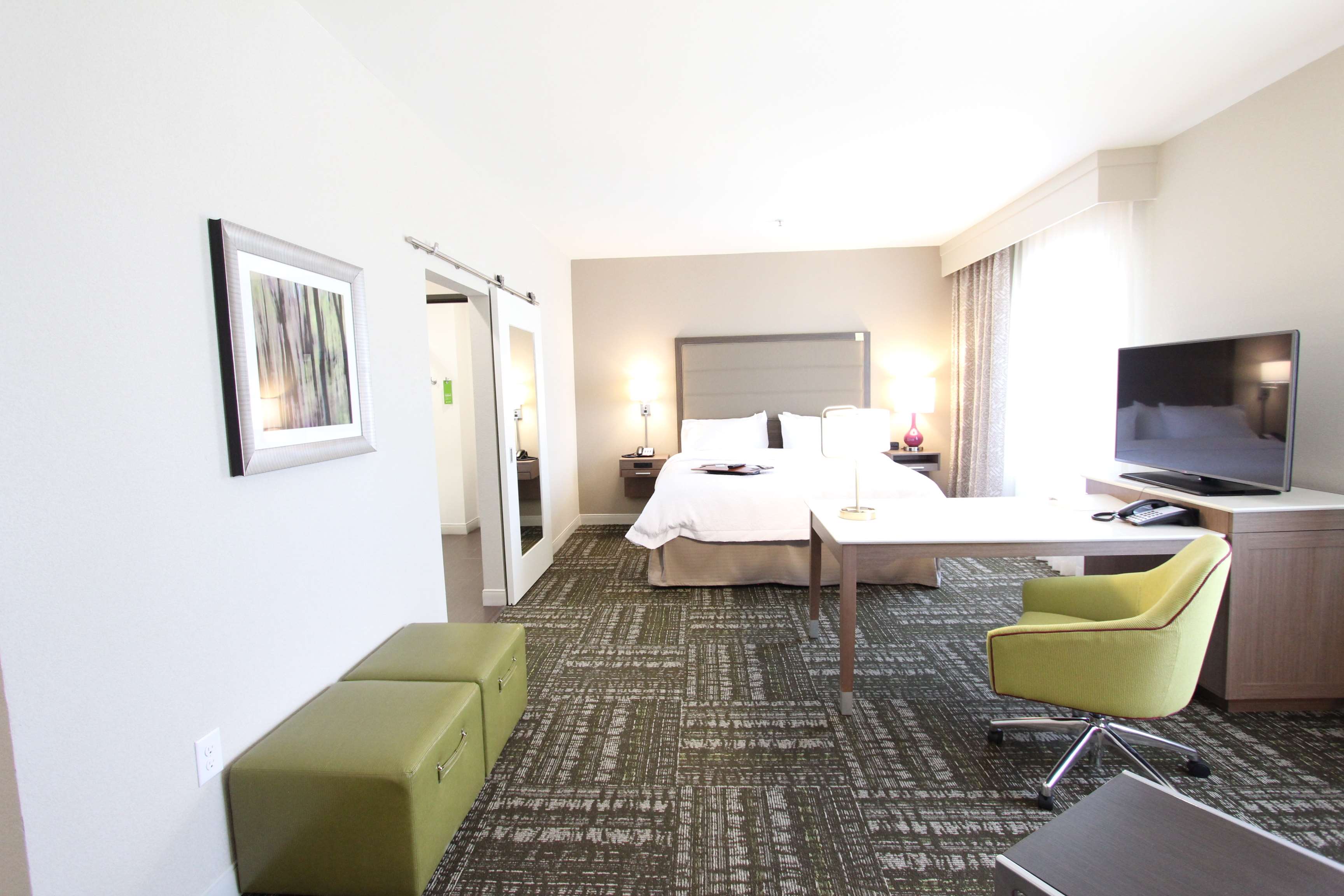 Guest room