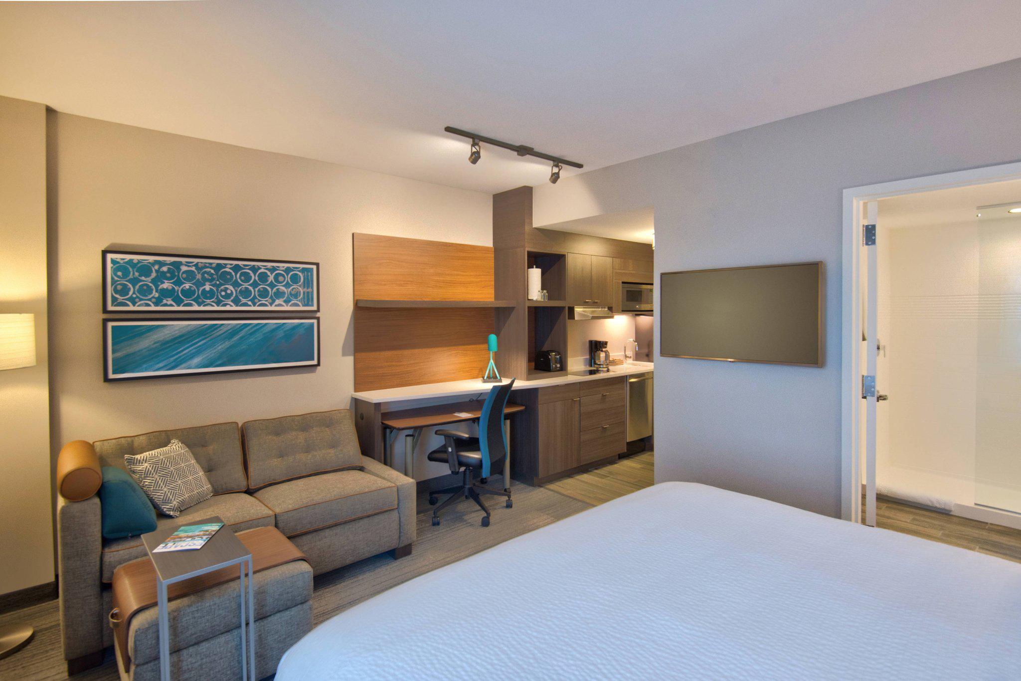 TownePlace Suites by Marriott Miami Airport Photo