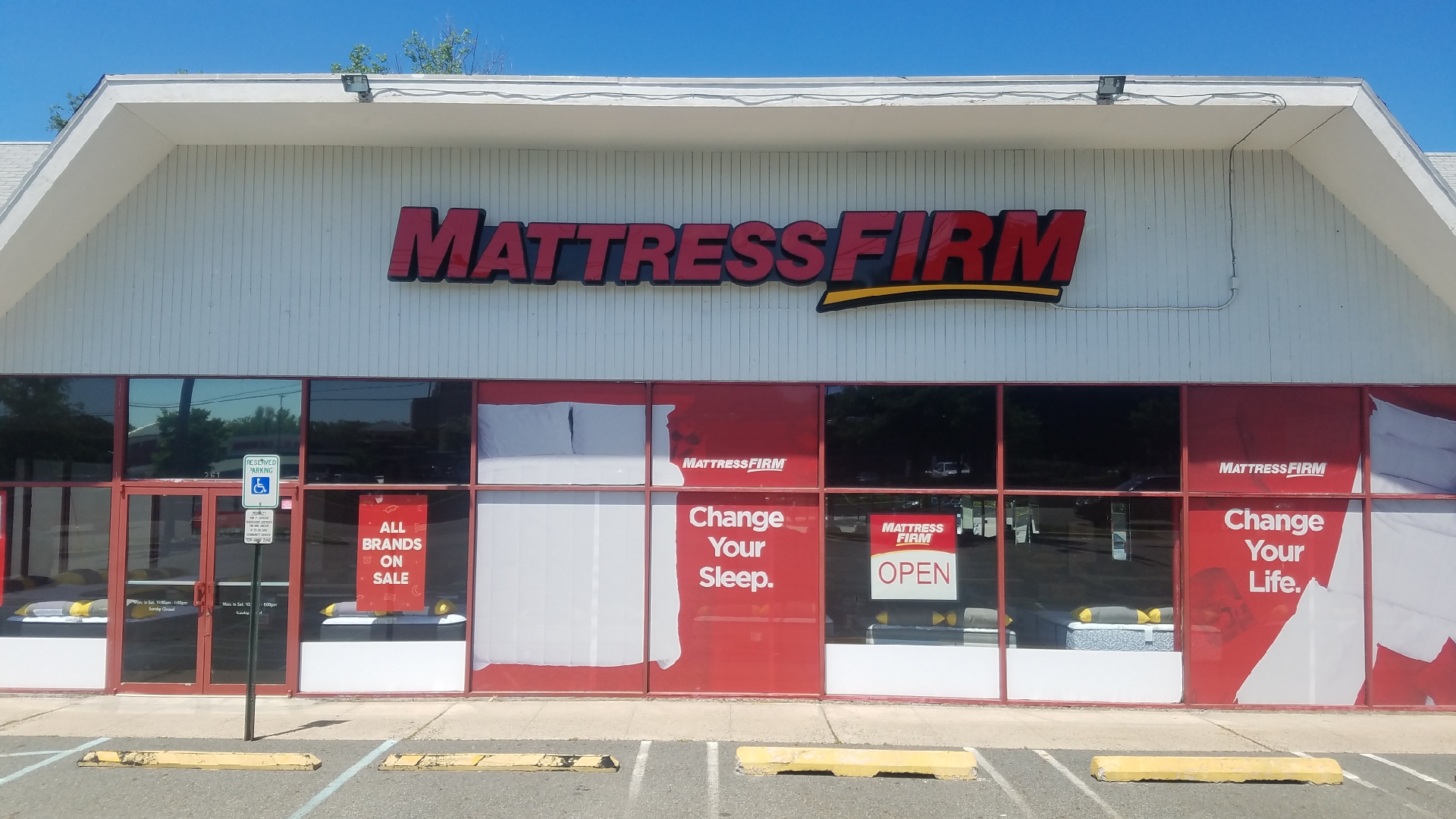 Mattress Firm Paramus Rte 4 West Photo