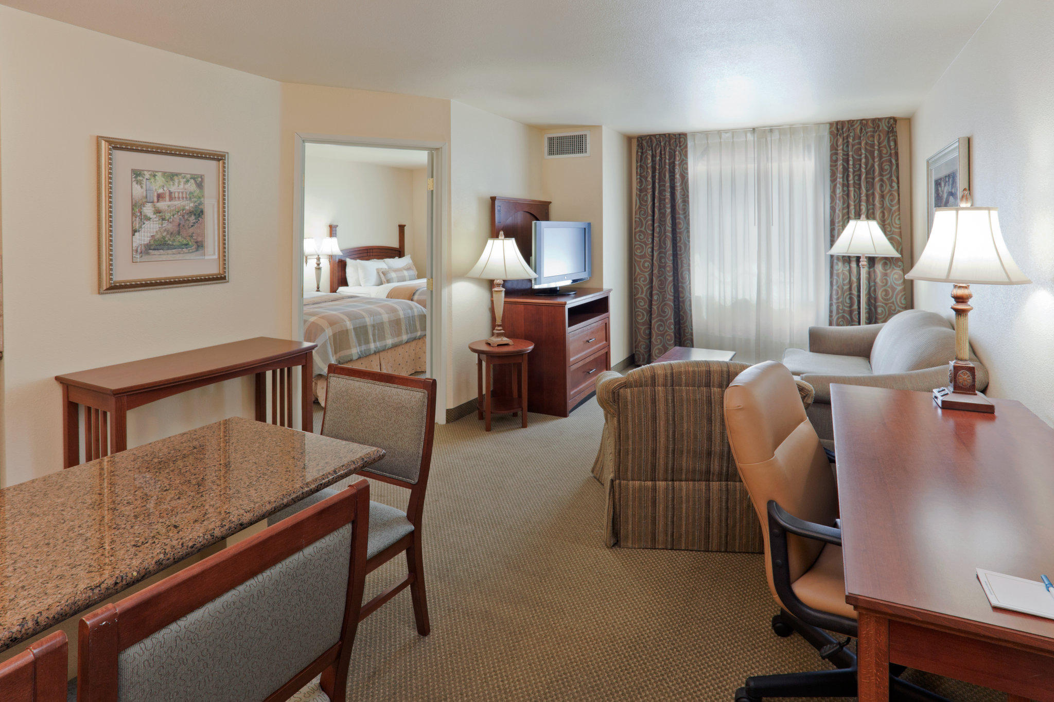 Staybridge Suites Sacramento Airport Natomas Photo