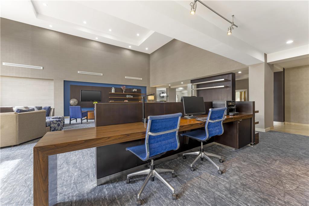 Best Western Plus Elgin - Chicago Image