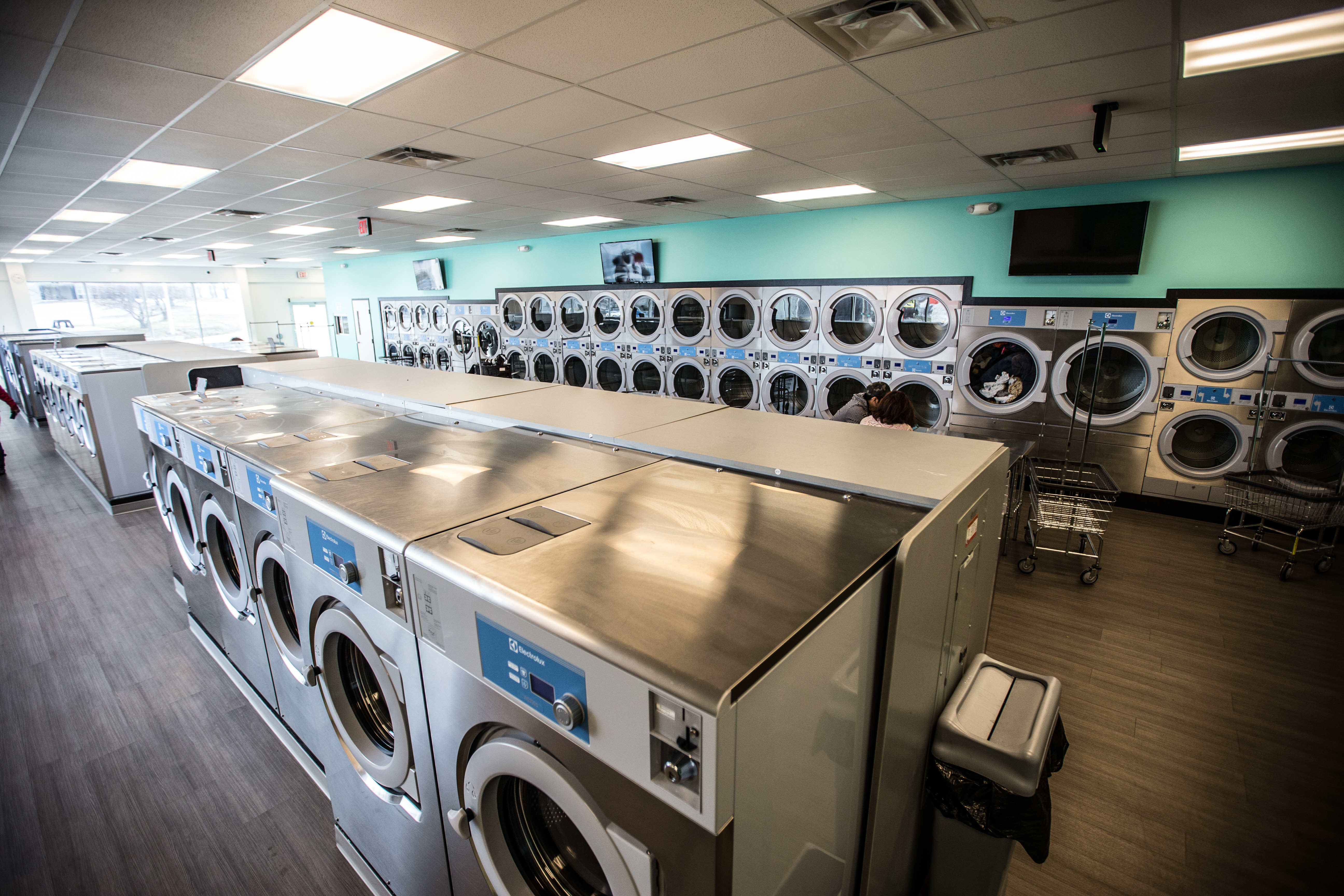 24h coin laundry near me st augustin beach