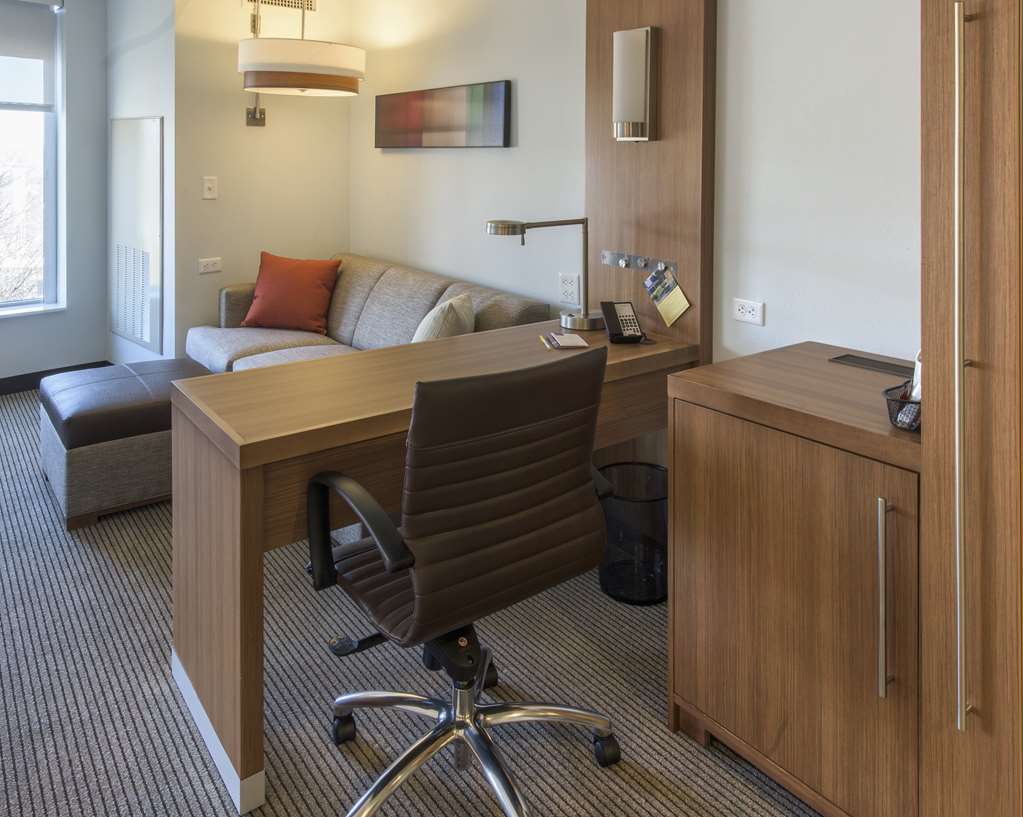 DoubleTree by Hilton Asheville Downtown Image