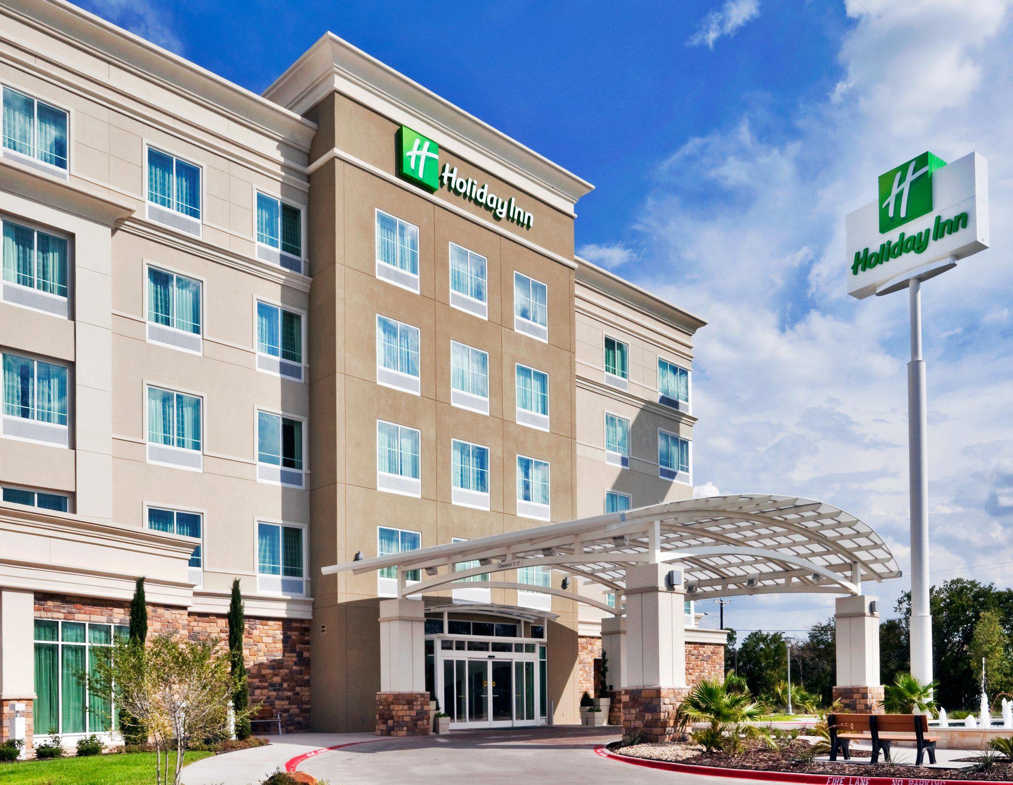 Holiday Inn & Suites Waco Northwest Photo