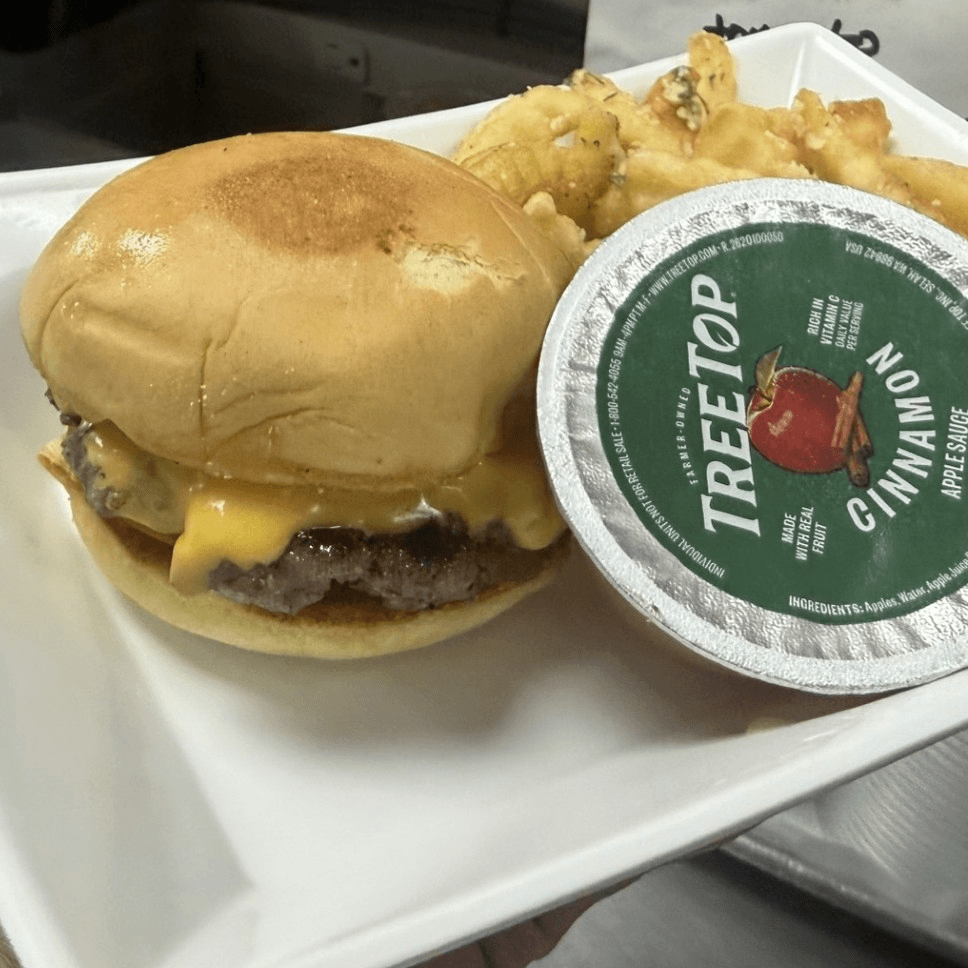 Kid's Cheeseburger