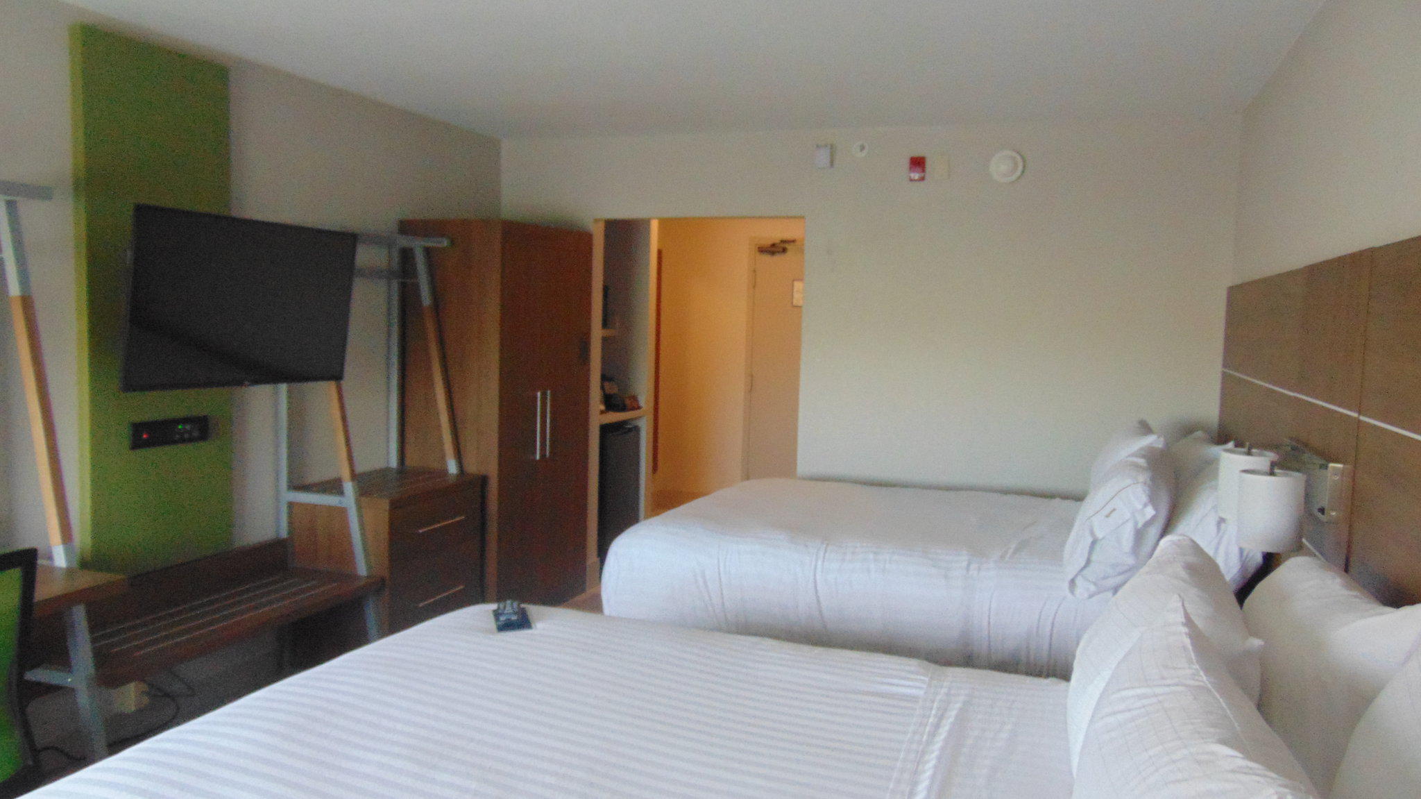 Holiday Inn Express & Suites Wapakoneta Photo