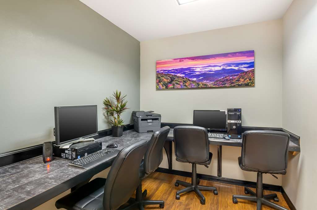 Best Western Plus Waynesboro Inn & Suites Conference Center Image