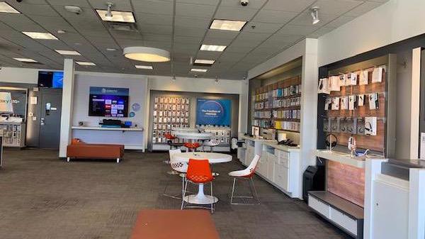 AT&T Store Photo