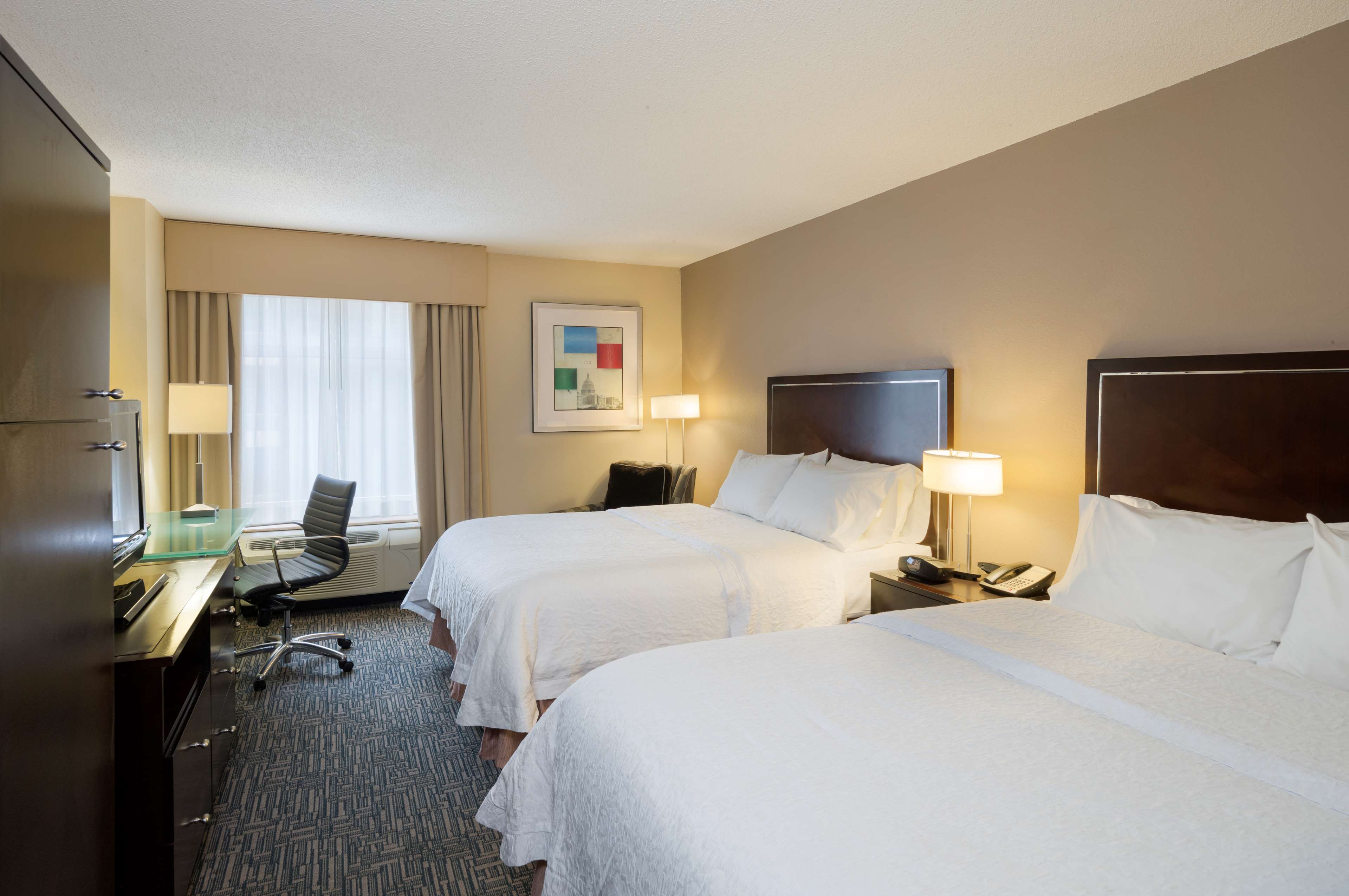 Hampton Inn Washington-Downtown-Convention Center Photo