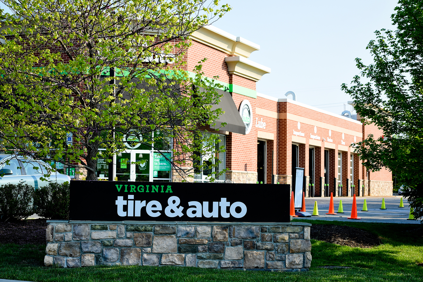 Virginia Tire & Auto of South Riding Photo