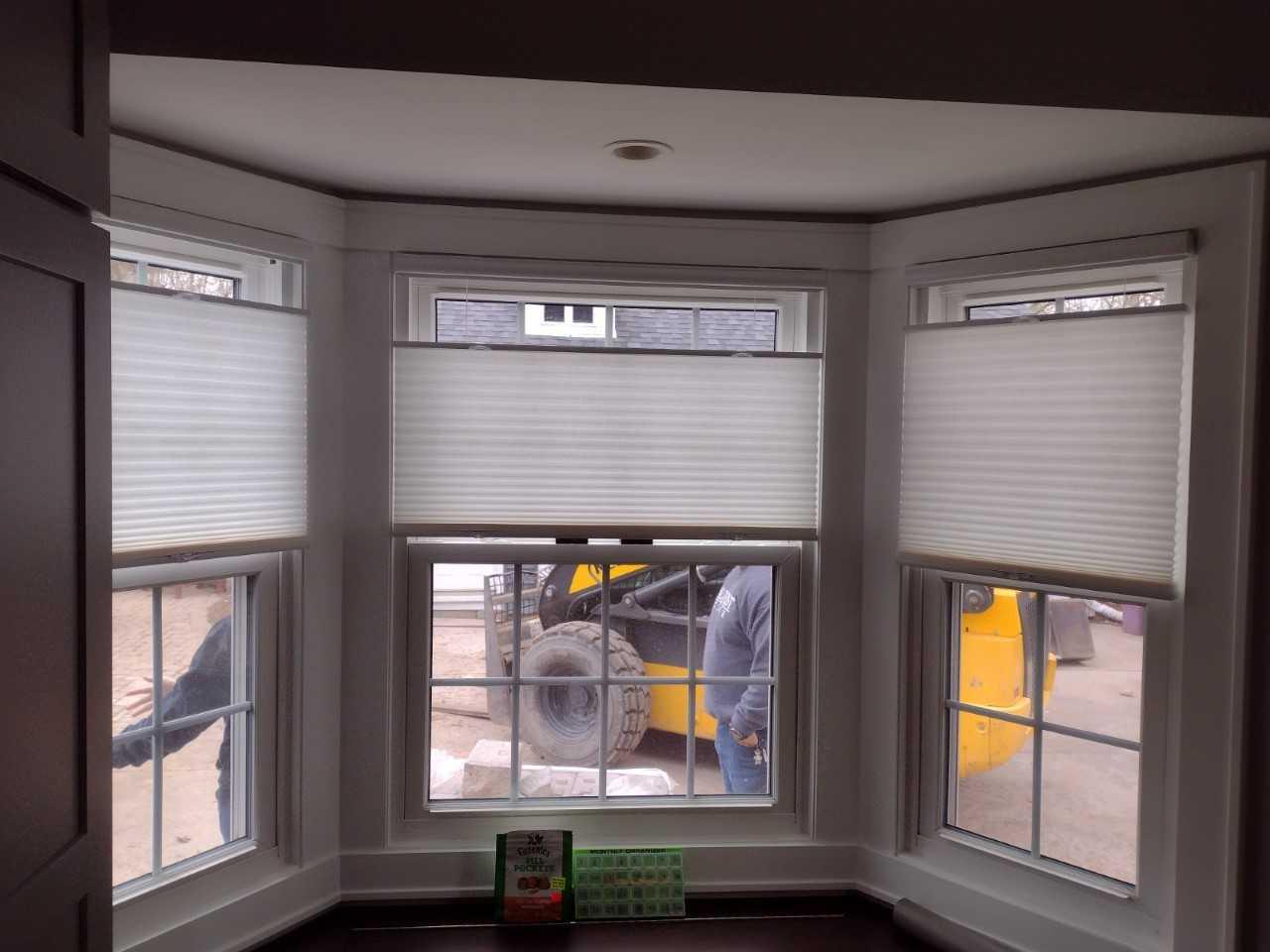 Top-Down/Bottom-Up Cellular Shades in a Bay Window