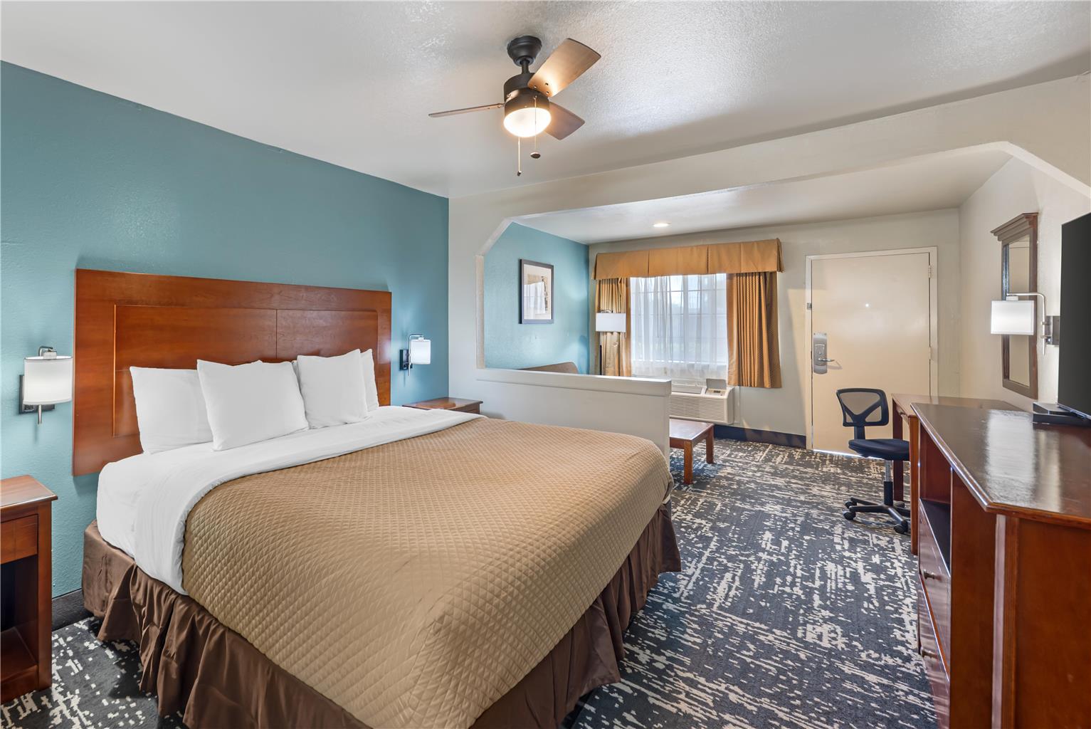 Best Western Regency Inn & Suites