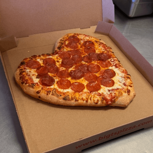 Heart Pizza